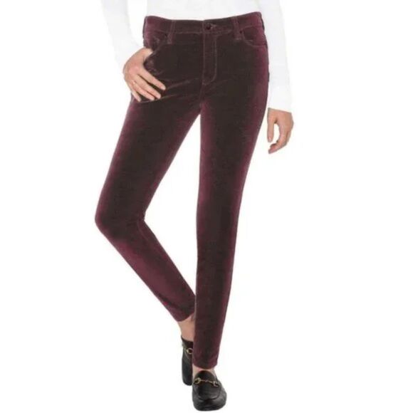 Well Worn Ladies' Pant High-Rise Luxe Velvet Tapered Pant size 8 / 29 - Picture 1 of 11